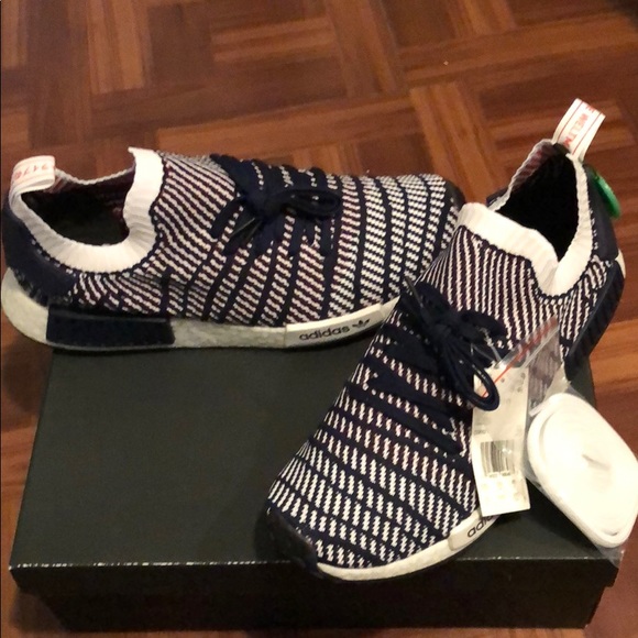 Adidas NMD R1 STLT - Picture 3 of 5